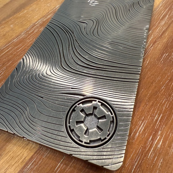 Beskar Steel Ingot from Star Wars The Mandalorian - Picture 4 of 7